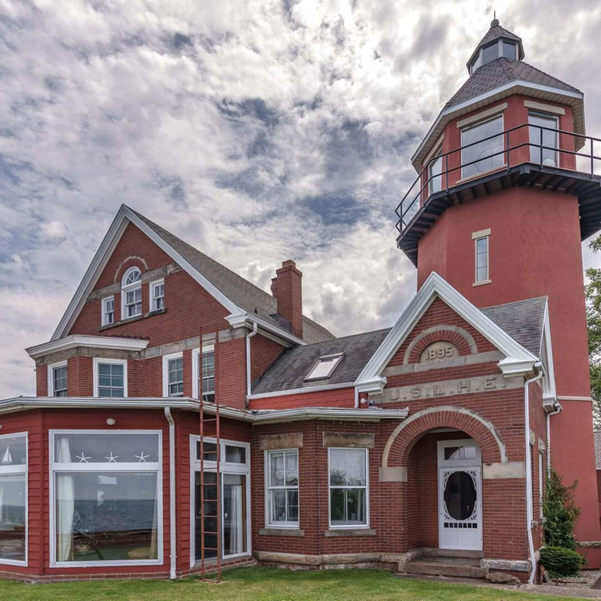 Old Lighthouse Homes For Sale