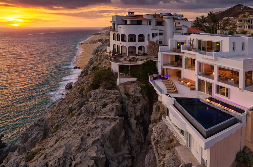 Pedregal Homes